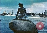 Standbild Kleine Meerjungfrau Kopenhagen Dänemark, 1940, aus Sekunde 31 historischem Filmmaterial Videoclip 65675077855