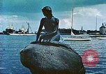 Standbild Kleine Meerjungfrau Kopenhagen Dänemark, 1940, aus Sekunde 32 historischem Filmmaterial Videoclip 65675077855