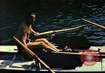 Standbild Eva Braun im Urlaub in Paraggi in der Nähe von Portofino Ligurien Italien, 1938, aus Sekunde 8 historischem Filmmaterial Videoclip 65675077856