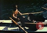 Standbild Eva Braun im Urlaub in Paraggi in der Nähe von Portofino Ligurien Italien, 1938, aus Sekunde 9 historischem Filmmaterial Videoclip 65675077856