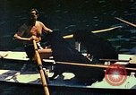 Standbild Eva Braun im Urlaub in Paraggi in der Nähe von Portofino Ligurien Italien, 1938, aus Sekunde 13 historischem Filmmaterial Videoclip 65675077856