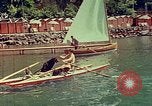 Standbild Eva Braun im Urlaub in Paraggi in der Nähe von Portofino Ligurien Italien, 1938, aus Sekunde 29 historischem Filmmaterial Videoclip 65675077856