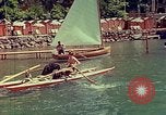 Standbild Eva Braun im Urlaub in Paraggi in der Nähe von Portofino Ligurien Italien, 1938, aus Sekunde 30 historischem Filmmaterial Videoclip 65675077856