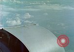 Standbild Eva Braun und Familienangehörigen fliegen in FW 200 Condor Flugzeug Berchtesgaden Deutschland, 1940, aus Sekunde 16 historischem Filmmaterial Videoclip 65675077858
