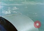 Standbild Eva Braun und Familienangehörigen fliegen in FW 200 Condor Flugzeug Berchtesgaden Deutschland, 1940, aus Sekunde 18 historischem Filmmaterial Videoclip 65675077858