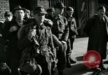 Immagine di Civili tedesco Germania, 1945, secondo 10 filmato di repertorio 65675077882