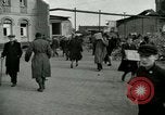 Immagine di Civili tedesco Germania, 1945, secondo 12 filmato di repertorio 65675077882
