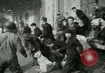 Immagine di Civili tedesco Germania, 1945, secondo 50 filmato di repertorio 65675077882