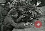 Immagine di East meets West Torgau Germania, 1945, secondo 8 filmato di repertorio 65675077884
