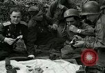 Immagine di East meets West Torgau Germania, 1945, secondo 24 filmato di repertorio 65675077884