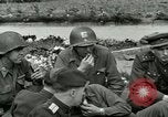 Immagine di East meets West Torgau Germania, 1945, secondo 40 filmato di repertorio 65675077884