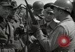 Image Les soldats allemands se rendre à Tangermunde Allemagne Tangermunde, 1945, de la seconde 3 séquences d'archives historiques vidéo 65675077889