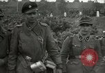 Image Les soldats allemands se rendre à Tangermunde Allemagne Tangermunde, 1945, de la seconde 44 séquences d'archives historiques vidéo 65675077889