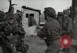 Image Les soldats allemands se rendre à Tangermunde Allemagne Tangermunde, 1945, de la seconde 58 séquences d'archives historiques vidéo 65675077889
