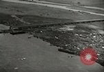 Image Pont endommagé à Tangermunde Allemagne Allemagne Tangermunde, 1945, de la seconde 19 séquences d'archives historiques vidéo 65675077890