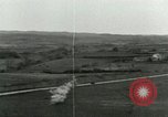 Standbild Bombenabwürfe Orte Italien, 1944, aus Sekunde 7 historischem Filmmaterial Videoclip 65675077896