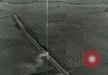 Standbild Bombenabwürfe Orte Italien, 1944, aus Sekunde 12 historischem Filmmaterial Videoclip 65675077896