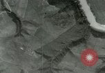 Standbild Bombenabwürfe Attigliano Italien, 1944, aus Sekunde 26 historischem Filmmaterial Videoclip 65675077897