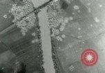 Standbild Bombenabwürfe Attigliano Italien, 1944, aus Sekunde 49 historischem Filmmaterial Videoclip 65675077897
