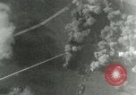 Standbild Bombenabwürfe Orleans Frankreich, 1944, aus Sekunde 45 historischem Filmmaterial Videoclip 65675077898