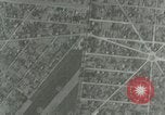 Standbild Bombardierung einen Flugplatz ORLY FRANKREICH, 1944, aus Sekunde 16 historischem Filmmaterial Videoclip 65675077899