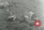 Standbild Bombardierung einen Flugplatz ORLY FRANKREICH, 1944, aus Sekunde 50 historischem Filmmaterial Videoclip 65675077899