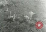 Standbild Bombardierung einen Flugplatz ORLY FRANKREICH, 1944, aus Sekunde 51 historischem Filmmaterial Videoclip 65675077899
