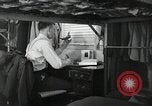 Image Les cadets de l'aviation se détendre dans leurs casernes San Antonio Texas USA, 1950, de la seconde 18 séquences d'archives historiques vidéo 65675077925