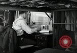 Image Les cadets de l'aviation se détendre dans leurs casernes San Antonio Texas USA, 1950, de la seconde 21 séquences d'archives historiques vidéo 65675077925