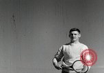 Standbild Aviation Kadetten spielen Golf und Tennis San Antonio Texas USA, 1950, aus Sekunde 10 historischem Filmmaterial Videoclip 65675077926