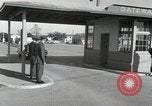 Standbild Aviation Kadetten spielen Golf und Tennis San Antonio Texas USA, 1950, aus Sekunde 26 historischem Filmmaterial Videoclip 65675077926