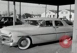 Standbild Aviation Kadetten spielen Golf und Tennis San Antonio Texas USA, 1950, aus Sekunde 40 historischem Filmmaterial Videoclip 65675077926