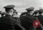 Standbild Aviation Kadetten auf der Parade an der Lackland AFB San Antonio Texas USA, 1950, aus Sekunde 19 historischem Filmmaterial Videoclip 65675077927