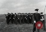 Standbild Aviation Kadetten auf der Parade an der Lackland AFB San Antonio Texas USA, 1950, aus Sekunde 47 historischem Filmmaterial Videoclip 65675077927