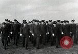 Standbild Aviation Kadetten auf der Parade an der Lackland AFB San Antonio Texas USA, 1950, aus Sekunde 49 historischem Filmmaterial Videoclip 65675077927