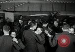 Standbild Aviation Kadetten in ihrer Freizeit Geselligkeit San Antonio Texas USA, 1950, aus Sekunde 15 historischem Filmmaterial Videoclip 65675077928