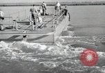 Standbild Meer mule Tug United States USA, 1944, aus Sekunde 13 historischem Filmmaterial Videoclip 65675077936