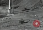 Standbild A4-Rakete Test starten Peenemunde Deutschland, 1942, aus Sekunde 3 historischem Filmmaterial Videoclip 65675077937