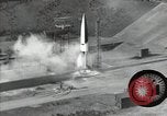 Standbild A-4 Rakete Peenemunde Deutschland, 1942, aus Sekunde 18 historischem Filmmaterial Videoclip 65675077939