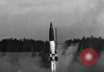Standbild A-4 Rakete starten Peenemunde Deutschland, 1942, aus Sekunde 18 historischem Filmmaterial Videoclip 65675077949