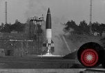 Standbild A-4 Rakete starten Peenemunde Deutschland, 1942, aus Sekunde 9 historischem Filmmaterial Videoclip 65675077950