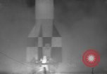 Standbild A-4 Rakete starten Peenemunde Deutschland, 1942, aus Sekunde 11 historischem Filmmaterial Videoclip 65675077951