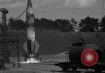 Image camouflé A-4 lancement de missile Peenemunde Allemagne, 1942, de la seconde 3 séquences d'archives historiques vidéo 65675077953
