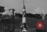 Standbild getarnt A-4 Rakete Peenemunde Deutschland, 1942, aus Sekunde 20 historischem Filmmaterial Videoclip 65675077954