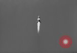 Standbild getarnt A-4 Rakete Peenemunde Deutschland, 1942, aus Sekunde 27 historischem Filmmaterial Videoclip 65675077954