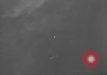 Standbild getarnt A-4 Rakete Peenemunde Deutschland, 1942, aus Sekunde 32 historischem Filmmaterial Videoclip 65675077954