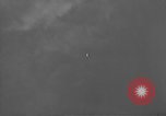 Standbild getarnt A-4 Rakete Peenemunde Deutschland, 1942, aus Sekunde 33 historischem Filmmaterial Videoclip 65675077954