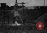 Standbild DEUTSCH A-4 Rakete Peenemunde Deutschland, 1942, aus Sekunde 3 historischem Filmmaterial Videoclip 65675077955
