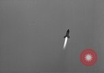 Standbild DEUTSCH A-4 Rakete Peenemunde Deutschland, 1942, aus Sekunde 13 historischem Filmmaterial Videoclip 65675077956