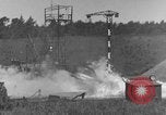 Immagine di A-4 missile perdite di colpi Peenemunde Germania, 1943, secondo 22 filmato di repertorio 65675077960